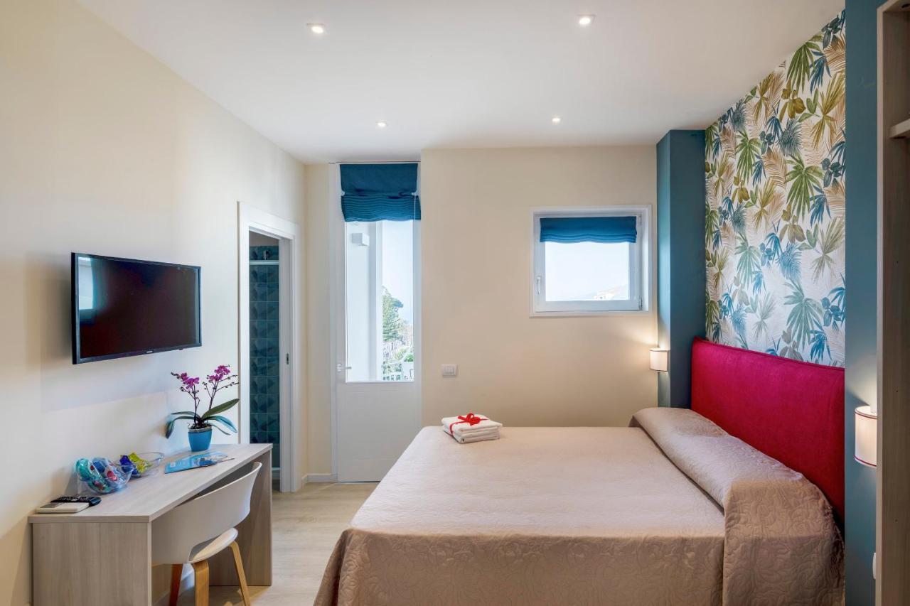 Petra Luxury Sorrento B&B エクステリア 写真