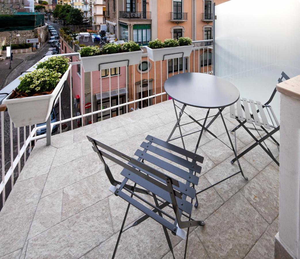 Petra Luxury Sorrento B&B エクステリア 写真